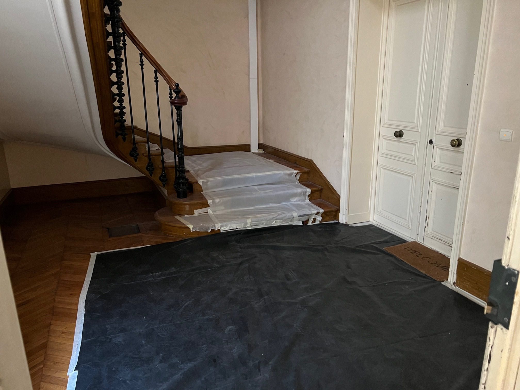 Débarras de locaux, bureaux et parties communes à Paris : ce qu’il faut anticiper