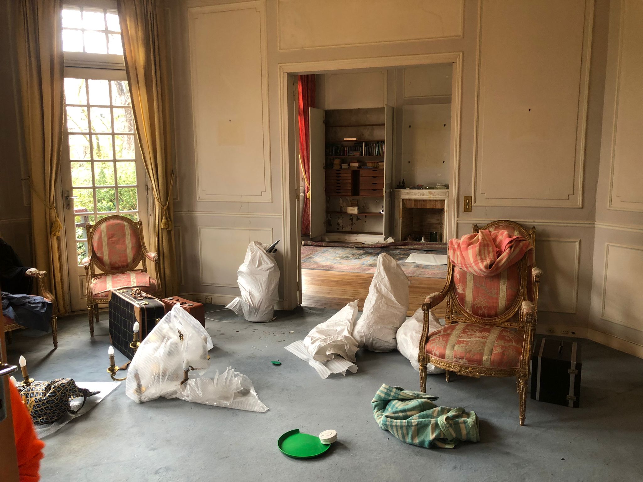 neuilly-int3 Débarras Paris 75002 Piece d'un appartement modifié à neuilly sur seine