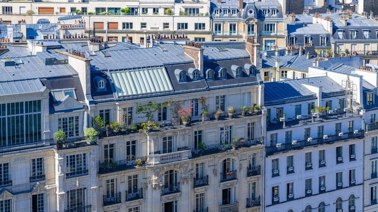 Débarras appartement Paris 3 Paris, des bâtiments et façades immeubles typiques